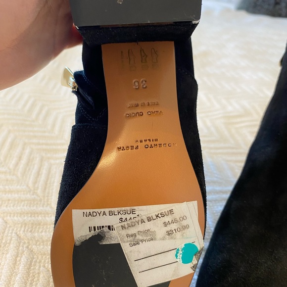 Brand new Roberto Festa genuine suede black ankle mod boots - Picture 7 of 10